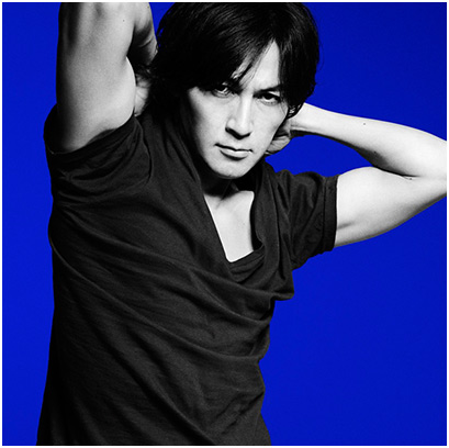 稲葉浩志 NEW SINGLE「羽」・龍が如く盤 | 龍が如く 極 | セガ公式サイト